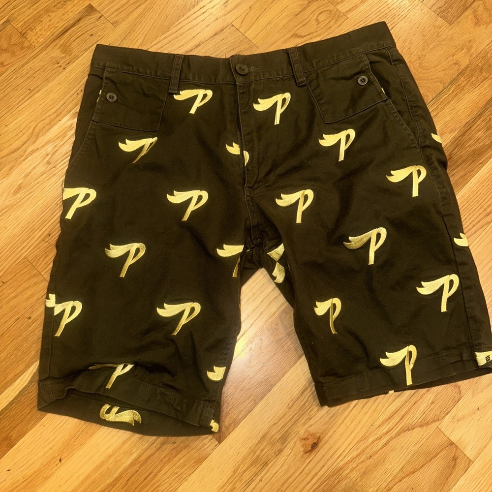 Pink Dolphin Logo‎ Chino Shorts Size 34. Authentic Green.  Perfect Condition